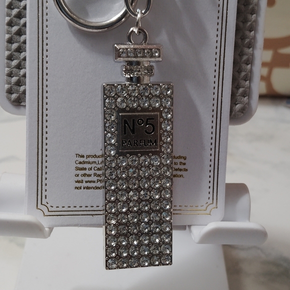 Silver Keychain - Picture 4 of 4